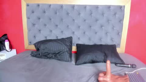 ROSYROOS online show from May 27, 2026, 6:49 pm