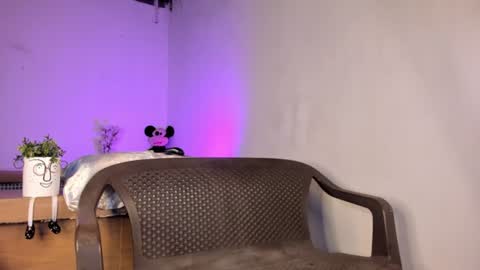 rouse_sexy_hotxx77 online show from June 12, 2026, 7:18 am