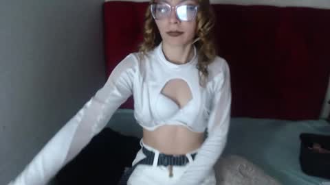 Roussel online show from January 15, 2025, 11:00 am