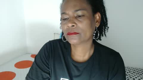 luxa online show from February 26, 2026, 7:46 pm