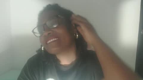 luxa online show from March 29, 2026, 11:05 pm