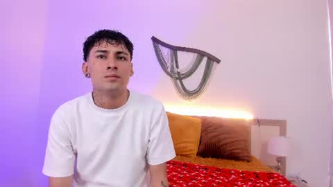 rousse_n_kenji online show from June 13, 2026, 9:02 pm