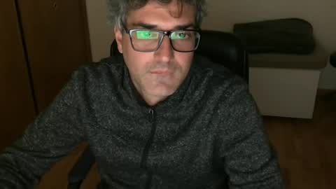 Snapshot of rousshen chatting on June 30, 2026, 7:04 pm rousshen online show from June 30, 2026, 7:04 pm
