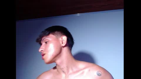 rowanboy23 online show from June 20, 2026, 11:51 pm