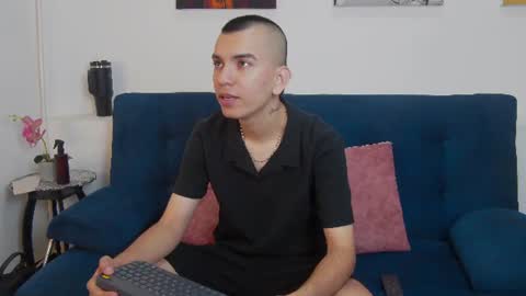 Snapshot of rowancley chatting on June 9, 2026, 11:33 am Rowan online show from June 9, 2026, 11:33 am