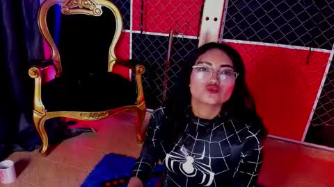 Snapshot of roxana_bdsm chatting on October 28, 2025, 3:25 pm roxana_bdsm online show from October 28, 2025, 3:25 pm