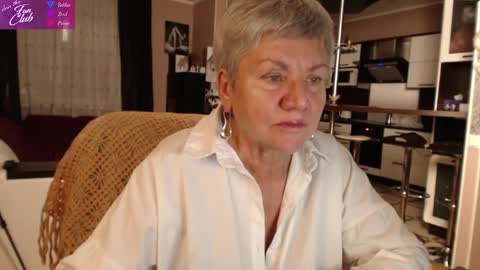 Roxana online show from January 14, 2025, 5:45 pm