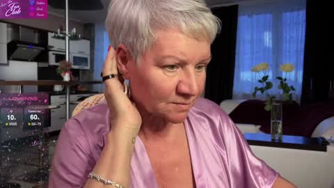 Roxana online show from January 26, 2025, 1:58 pm