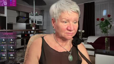 Roxana online show from February 1, 2025, 8:37 pm