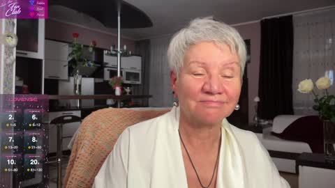 Roxana online show from February 5, 2025, 10:01 pm