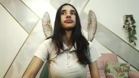   online show from October 6, 2025, 7:22 pm