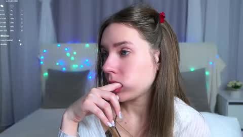 roxannastoo online show from December 20, 2025, 1:12 am