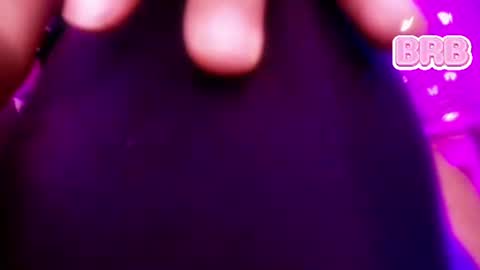 roxanne_han online show from June 27, 2026, 12:10 pm