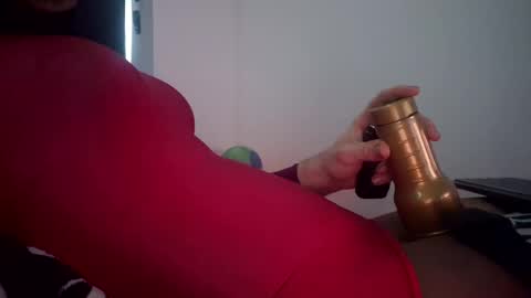 Snapshot of roxi6969 chatting on February 16, 2025, 1:58 am Power play online show from February 16, 2025, 1:58 am