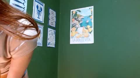 Roxie online show from October 20, 2025, 2:12 am