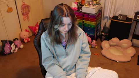 roxie online show from September 27, 2025, 12:10 pm