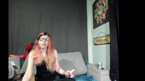 Snapshot of roxihazeleyes chatting on October 5, 2025, 8:45 am roxihazeleyes online show from October 5, 2025, 8:45 am