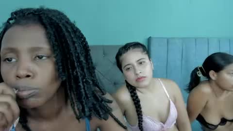 Snapshot of roxxy_velasquez chatting on June 11, 2026, 2:44 am roxxy_velasquez online show from June 11, 2026, 2:44 am
