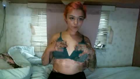 Roxxy Skyy online show from June 13, 2026, 2:42 am