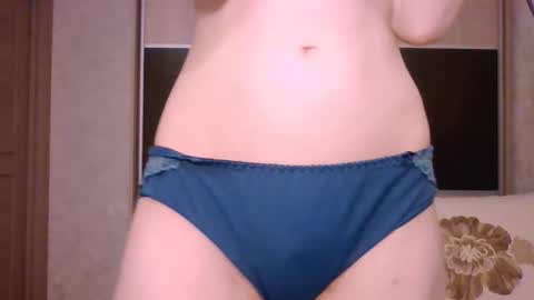 Roxxy Wharton online show from March 15, 2026, 5:30 pm