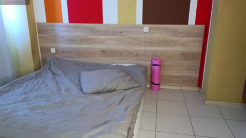 Roxy online show from March 29, 2026, 4:45 am