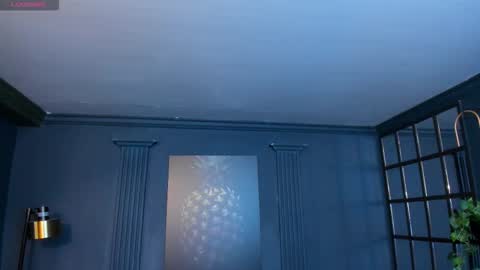 Roxy hell online show from January 11, 2026, 12:10 pm