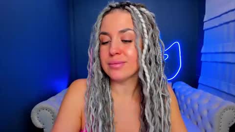 Roxy online show from February 7, 2026, 1:42 am