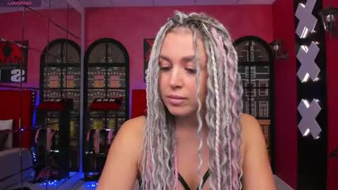 Roxy online show from May 6, 2026, 1:47 am