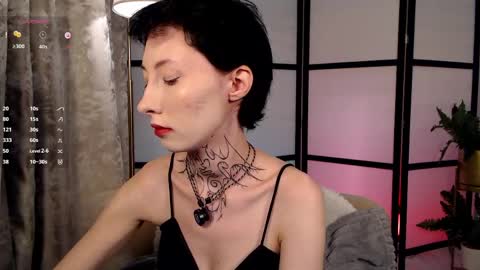roxanne online show from May 17, 2026, 3:37 am