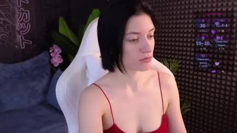 roxy_riot_ online show from November 25, 2025, 1:38 am