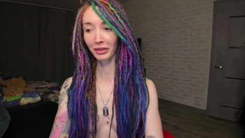 Snapshot of roxy_silver chatting on January 31, 2025, 10:52 pm Roxy online show from January 31, 2025, 10:52 pm