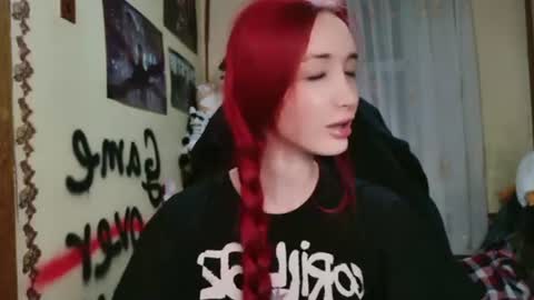 Snapshot of roxy_silver chatting on July 11, 2026, 8:44 pm Roxy online show from July 11, 2026, 8:44 pm