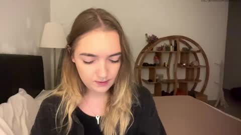 Roxy online show from May 14, 2026, 3:08 pm