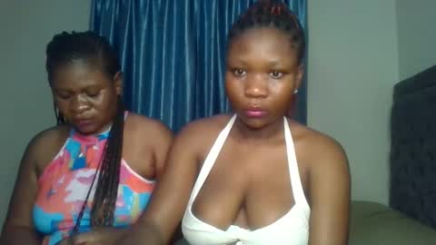 Snapshot of royal_goddes chatting on October 17, 2025, 9:28 pm goddes online show from October 17, 2025, 9:28 pm