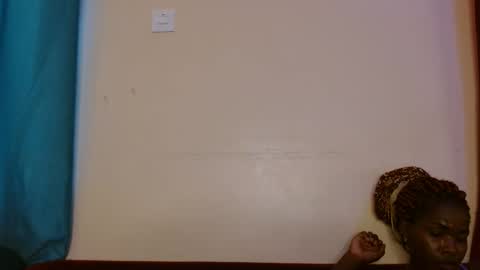 Ivy online show from September 16, 2025, 7:42 am