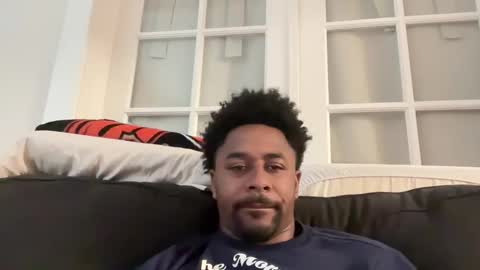 Snapshot of royal_sf chatting on January 27, 2025, 7:46 pm Royal SF online show from January 27, 2025, 7:46 pm