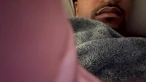 Snapshot of royal_sf chatting on February 23, 2025, 6:23 pm Royal SF online show from February 23, 2025, 6:23 pm