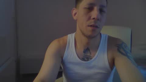 royalpapi12 online show from March 31, 2026, 8:04 am