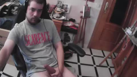 Snapshot of royer04 chatting on October 16, 2025, 2:18 pm royer04 online show from October 16, 2025, 2:18 pm