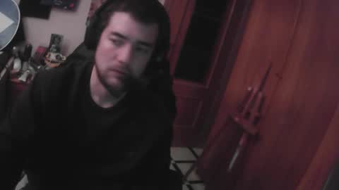 royer04 online show from January 12, 2026, 1:11 am