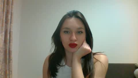 Roza05x online show from March 28, 2026, 5:34 pm