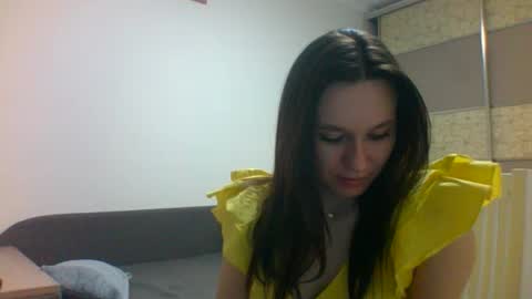 Roza05x online show from April 6, 2026, 8:21 pm