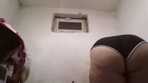 Snapshot of roza1999 chatting on December 20, 2024, 3:58 am  ALISE LidaL online show from December 20, 2024, 3:58 am