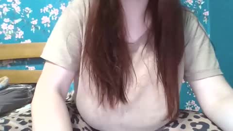 Snapshot of roza1999 chatting on January 18, 2025, 2:47 am  ALISE LidaL online show from January 18, 2025, 2:47 am