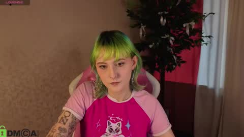 Snapshot of roziett_belle chatting on January 17, 2026, 9:25 am Roziett online show from January 17, 2026, 9:25 am