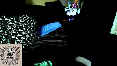 Snapshot of rubenator69 chatting on September 29, 2025, 5:07 pm Ruben online show from September 29, 2025, 5:07 pm