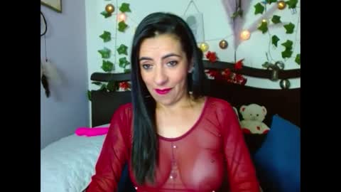 Snapshot of rubi_fox82 chatting on December 12, 2024, 4:15 am   online show from December 12, 2024, 4:15 am