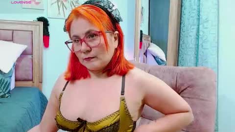 RubiQueens online show from November 21, 2025, 10:36 am