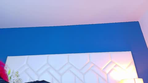 ruby_rogers_ online show from September 14, 2025, 1:10 pm