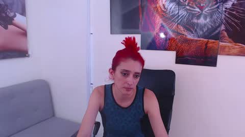 ruby_your_milf online show from February 18, 2025, 9:32 am